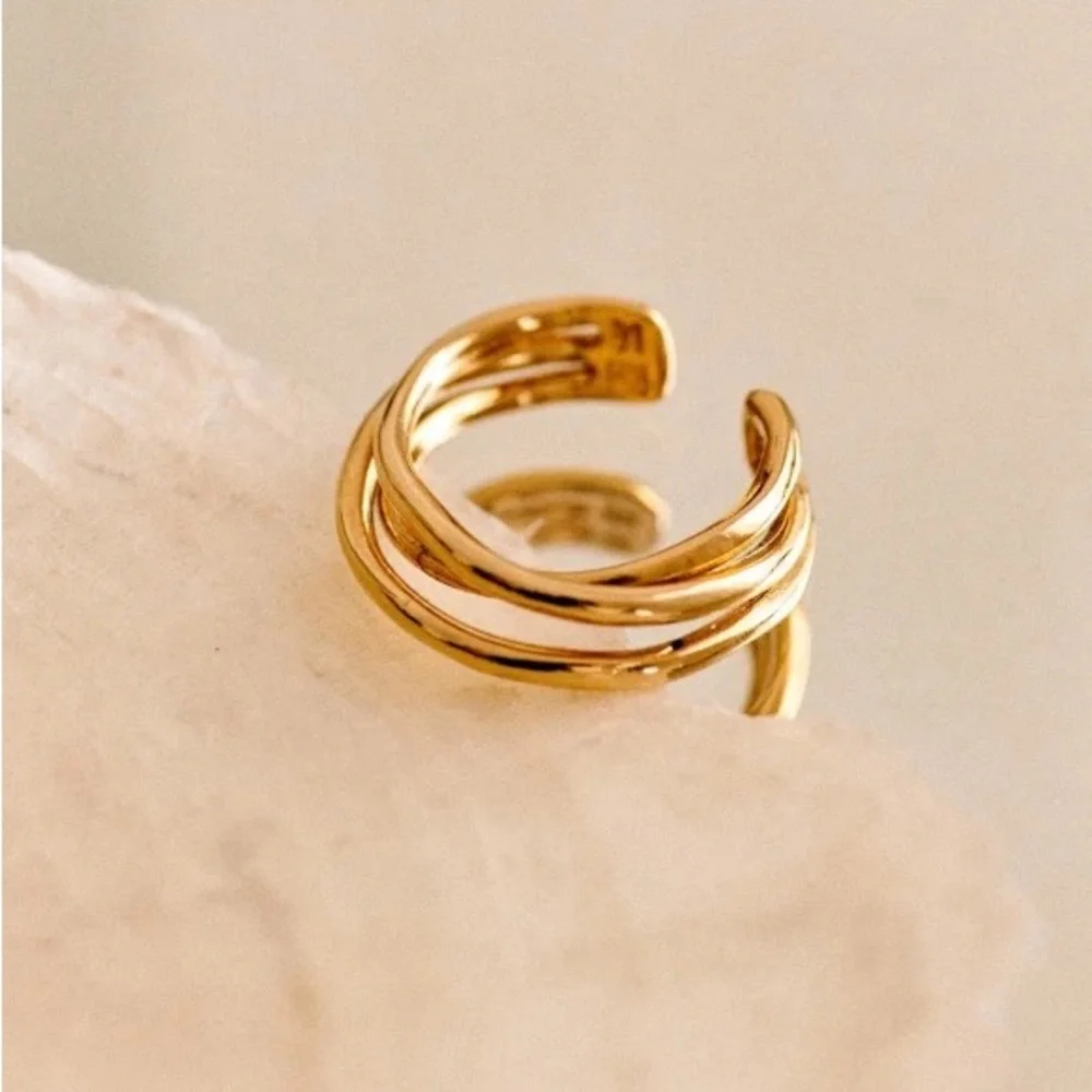 Sezane Gold Chiara Ring - Picture 4 of 9